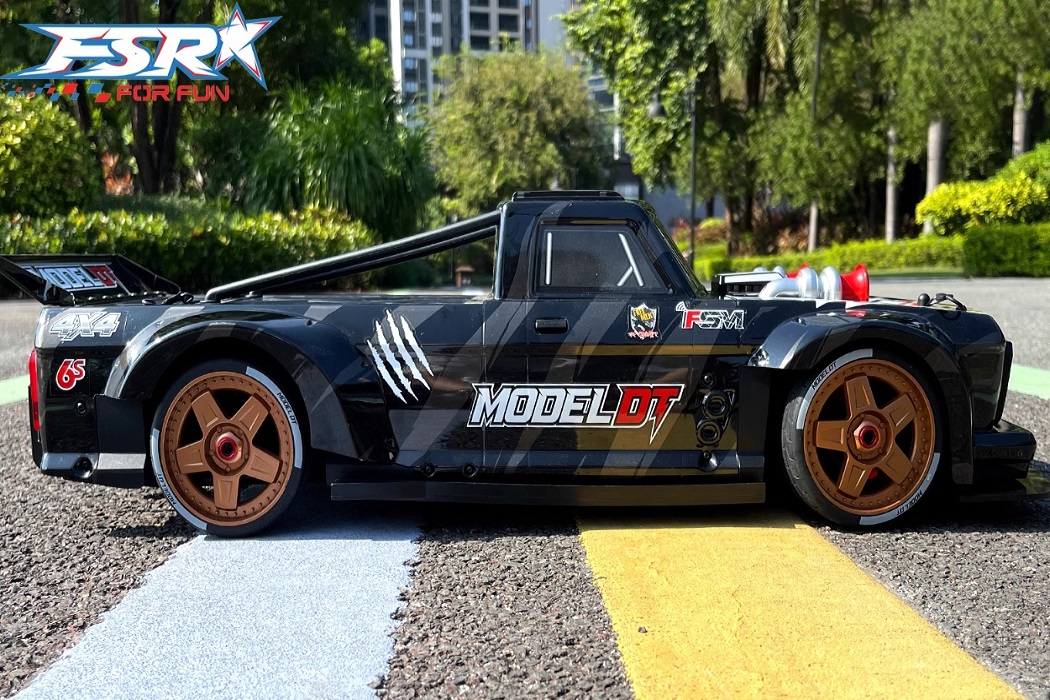 FS RACING FSR MODEL DT 1/7 Brushless Electric Racing Car