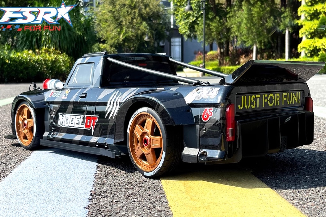 FS RACING FSR MODEL DT 1/7 Brushless Electric Racing Car 6S 8S RC Car